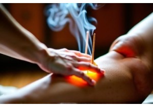 Moxibustion Benefits for Joint Pain and Circulation Improvement