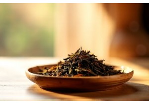 Natural Remedy for Eczema Flare Ups With TCM Damp Heat Clearing Herbs