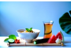Summer Cooling Foods to Clear Damp Heat and Prevent Lethargy