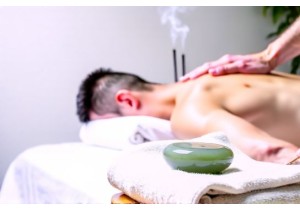 Natural Pain Management with Traditional Chinese Bodywork...